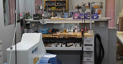 watch repair store