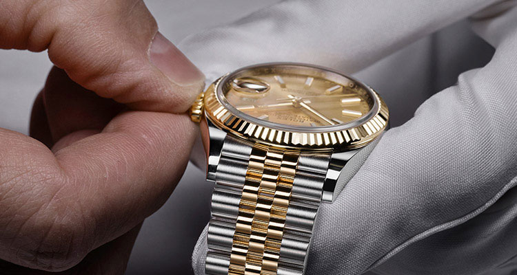 ROLEX WATCH SERVICING AND REPAIR AT LEE PERLA JEWELERS