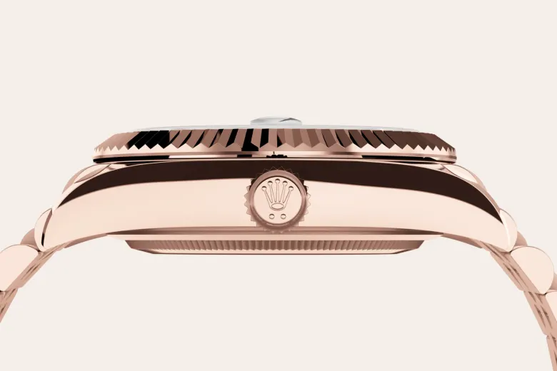 18 kt Everose gold